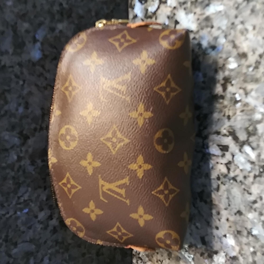 Authentic lv pouch